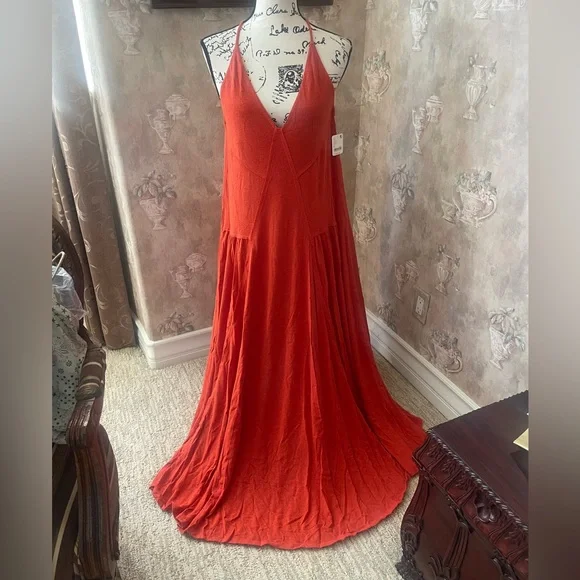 FREE PEOPLE CROSS BACK MAXI DRESS MEDIUM AND LARGE RED BRICK - Picture 2 of 6